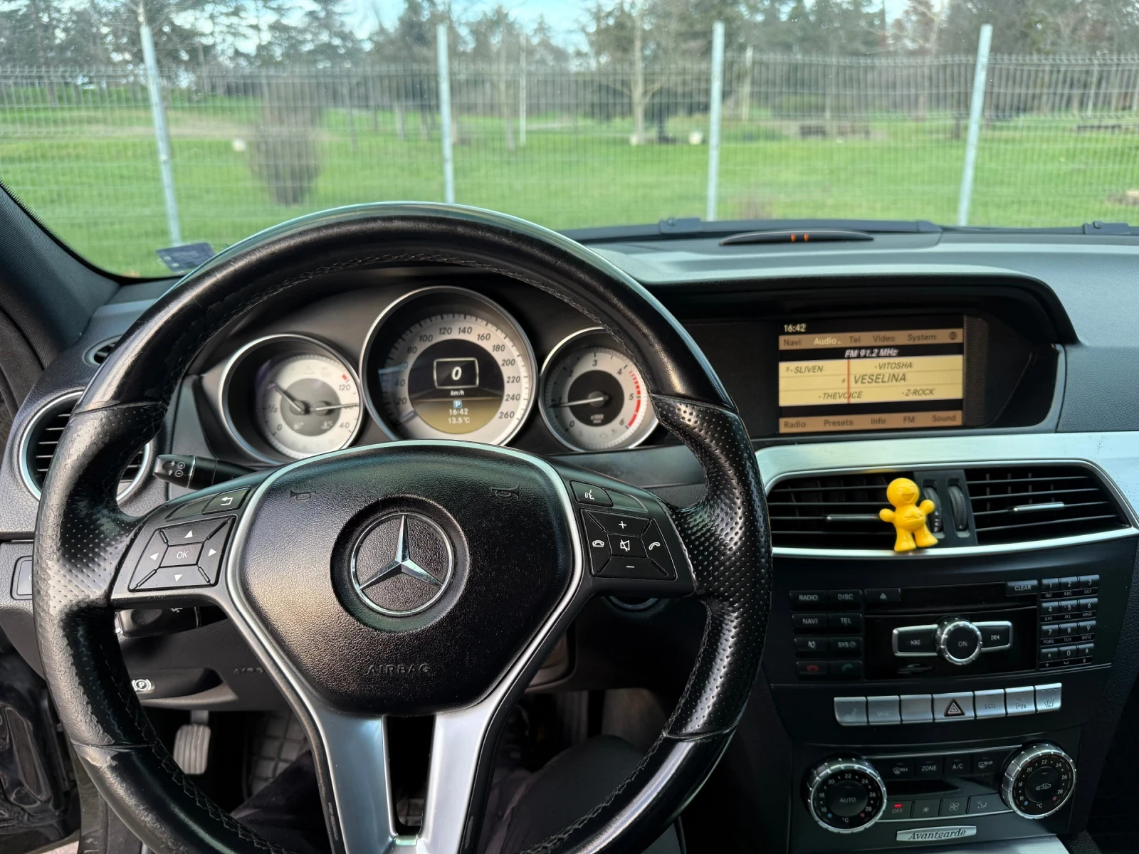 Mercedes-Benz C 250, снимка 9 - Автомобили и джипове - 55690073
