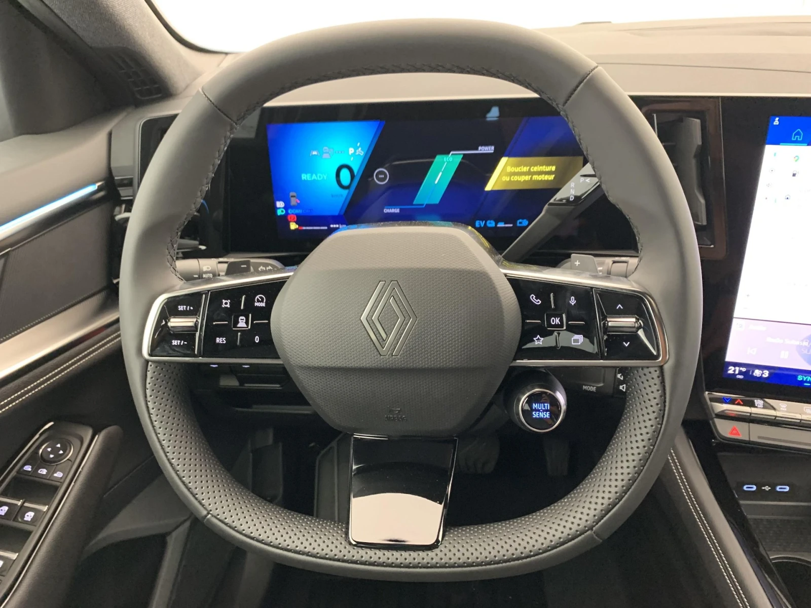 Renault Rafale 1.2 Techno - Hybrid, снимка 8 - Автомобили и джипове - 55898281