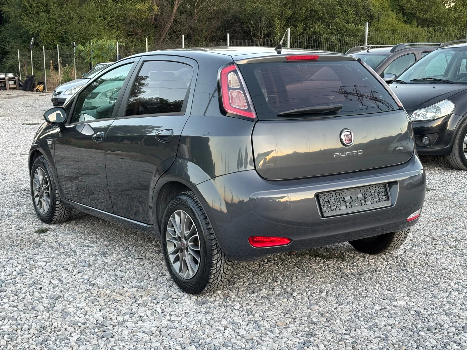 Fiat Punto 1.4Бензин/Италия/2012г/Автомат/, снимка 6 - Автомобили и джипове - 55993813