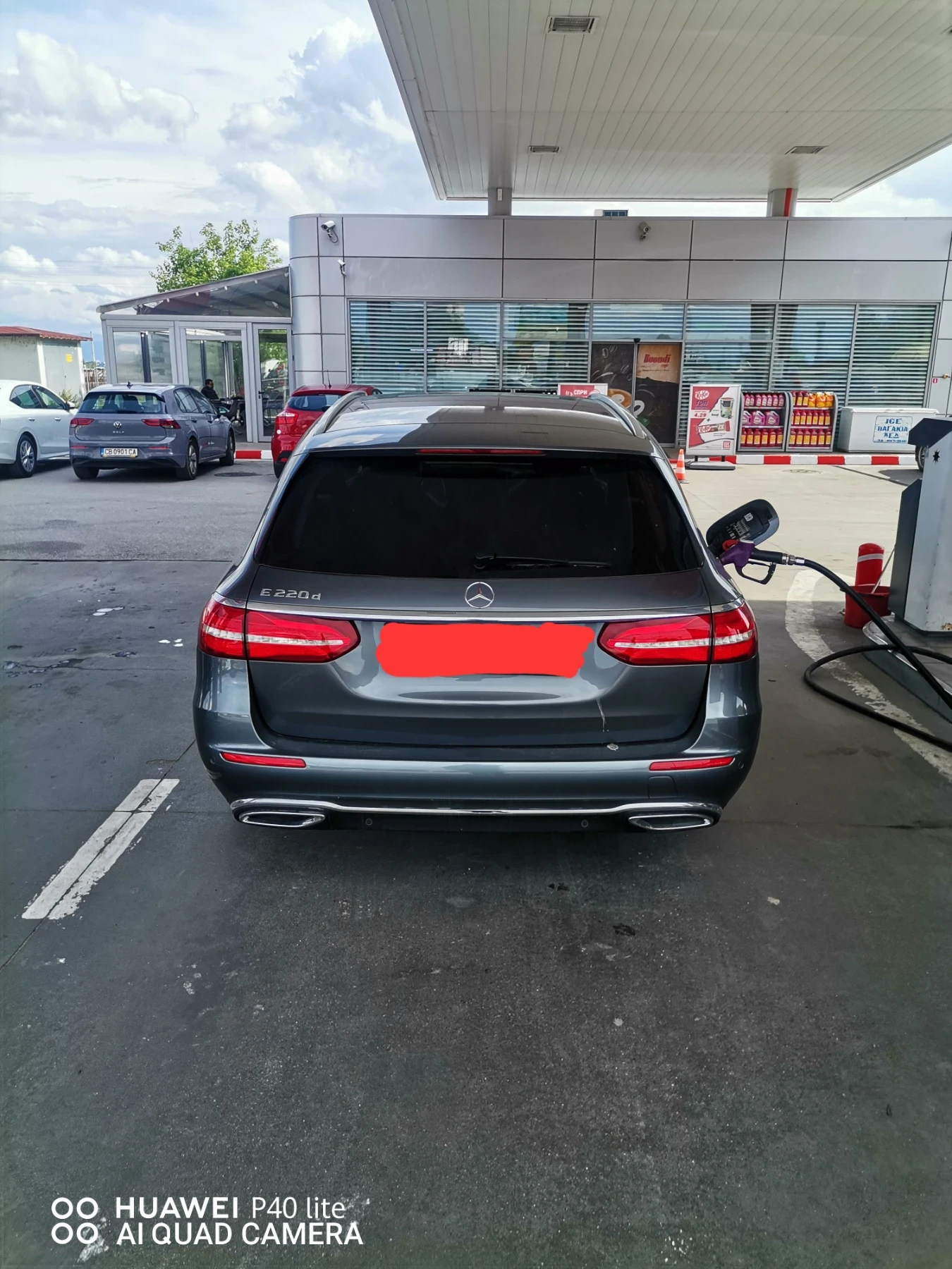 Mercedes-Benz E 220, снимка 17 - Автомобили и джипове - 56198241