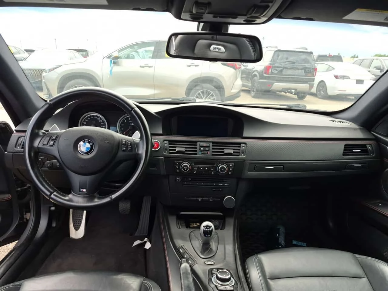 BMW M3  * CARFAX * CARBON ROOF *  | Mobile.bg � ����������� 10