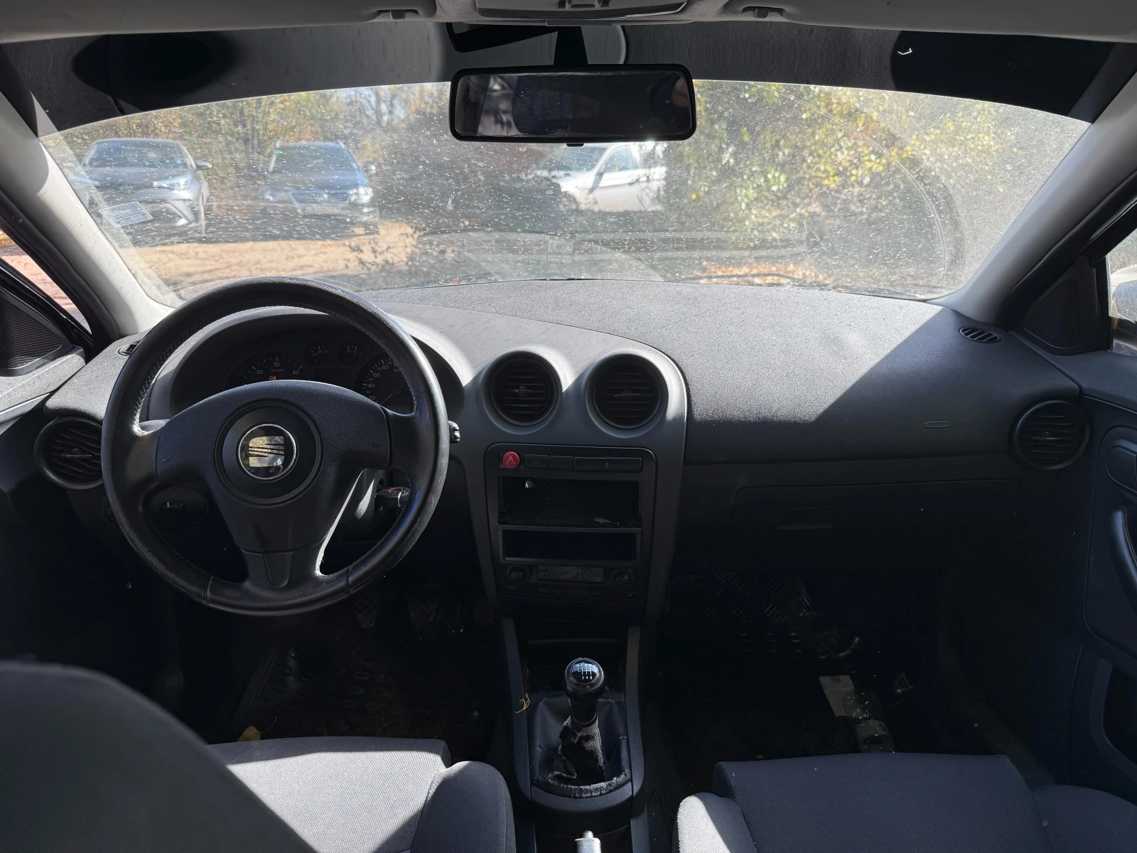 Seat Cordoba, снимка 3 - Автомобили и джипове - 56705115
