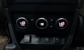 Land Rover Defender 110* D300* HSE, снимка 9