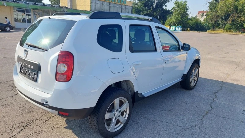 Dacia Duster 1.5dci, снимка 5 - Автомобили и джипове - 41563017