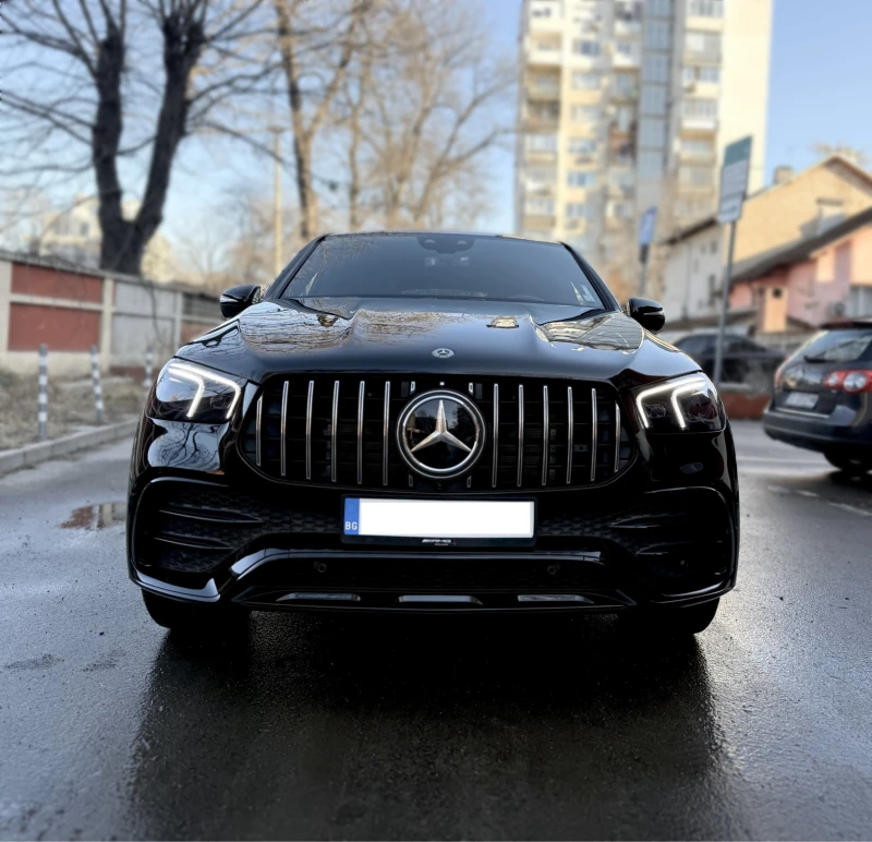 Mercedes-Benz GLE 53 4MATIC COUPE* NIGHT* HUD* MASSAGE* BURMESTER* PANO* 22, снимка 3 - Автомобили и джипове - 48627942