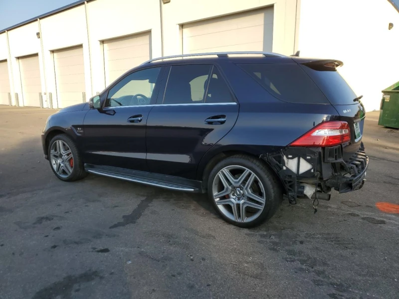 Mercedes-Benz ML 63 AMG Designo* Harman Kardon* Мъртва т.* FULL, снимка 4 - Автомобили и джипове - 48632114