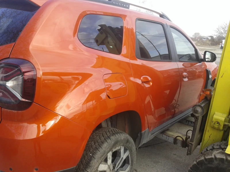 Dacia Duster 1.0i, снимка 9 - Автомобили и джипове - 48811872