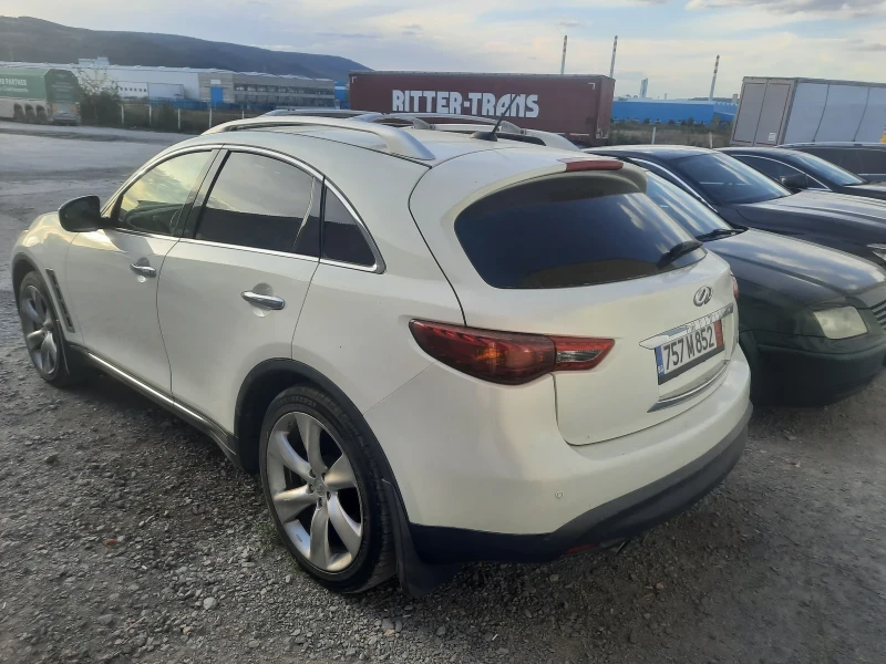 Infiniti Fx 50 S, снимка 2 - Автомобили и джипове - 52112313