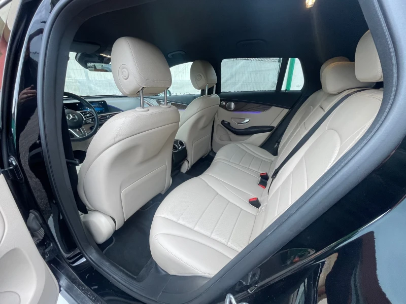 Mercedes-Benz EQC 400* 4Matic* AMG* BURMESTER* 360* MEMORY* Keyless*, снимка 15 - Автомобили и джипове - 52027016