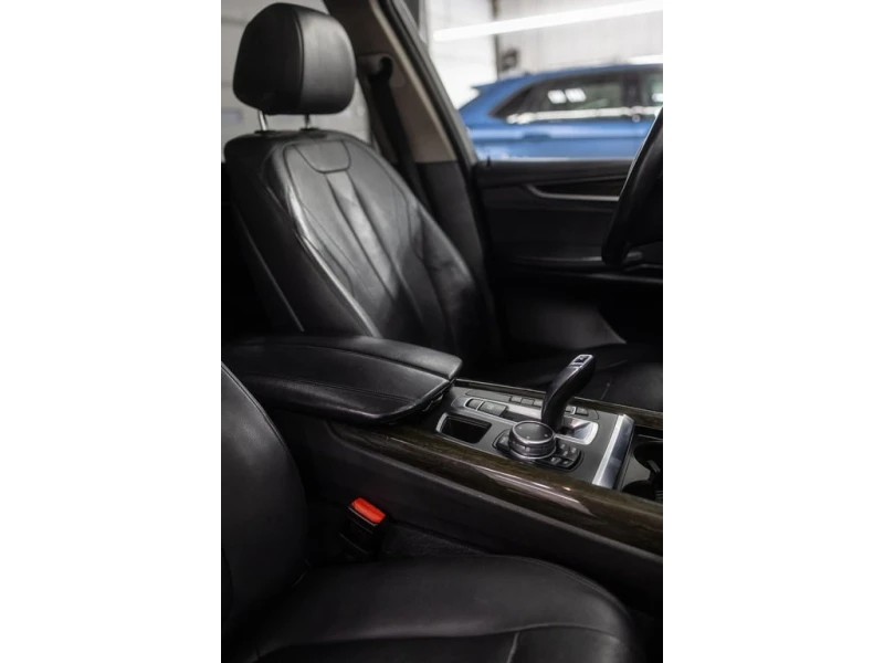 BMW X5 * AWD 4dr xDrive35i * CARFAX * ФИНАНСИРАНЕ, снимка 9 - Автомобили и джипове - 52708017