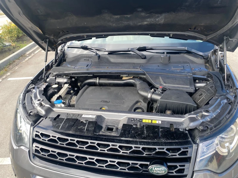 Land Rover Discovery Sport HSE, снимка 12 - Автомобили и джипове - 52771536