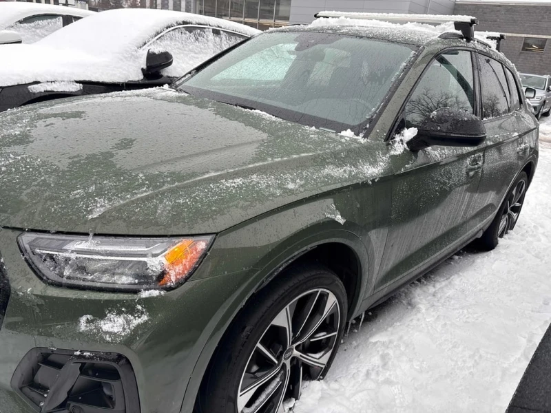 Audi SQ5 2023 Progressiv * CARFAX * БЕЗ ПЪРВОНАЧАЛНА ВНОСКА, снимка 3 - Автомобили и джипове - 53014120
