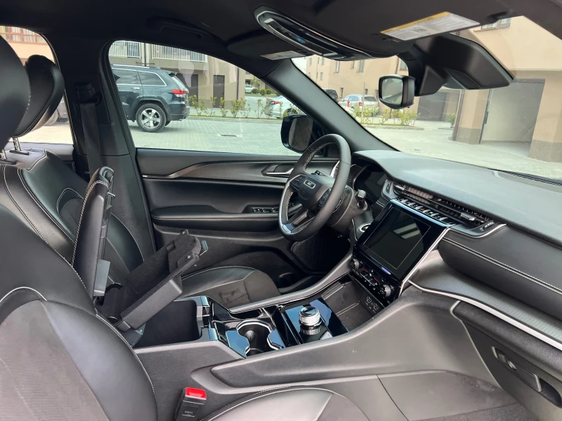 Jeep Grand cherokee 7 места, снимка 16 - Автомобили и джипове - 53109198