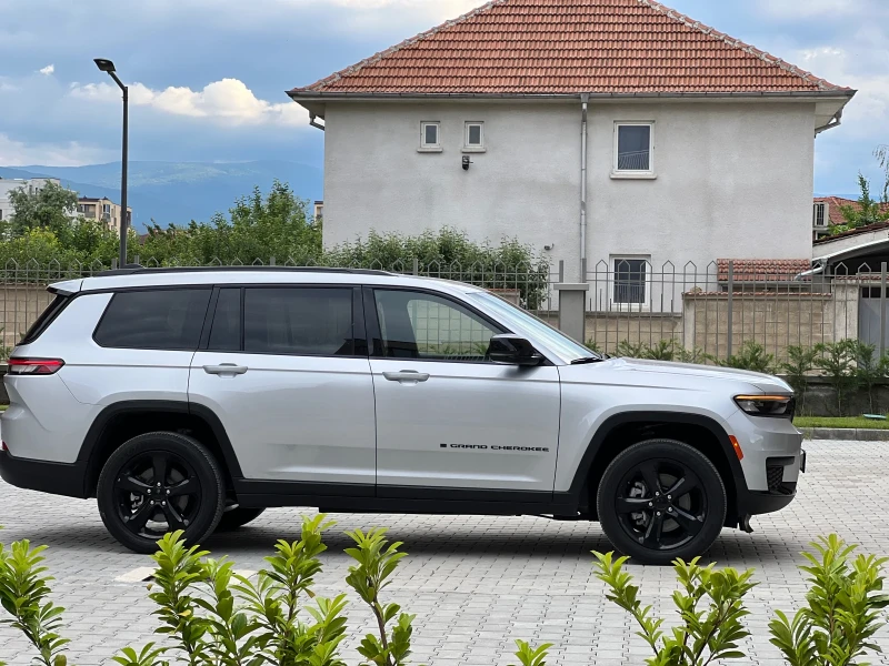 Jeep Grand cherokee 7 места, снимка 3 - Автомобили и джипове - 53109198