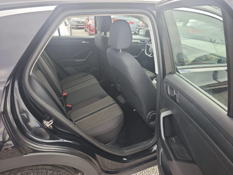 VW T-Roc 2.0TDI-150кс.NAVY, снимка 11 - Автомобили и джипове - 53569964