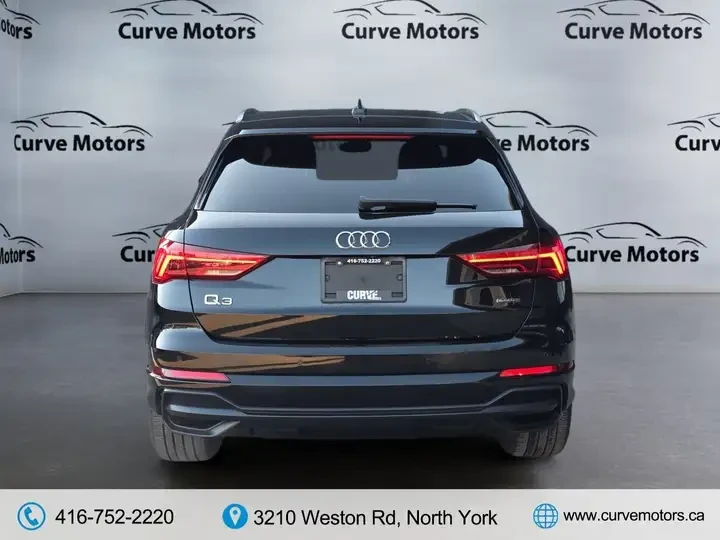 Audi Q3 Progressiv * S-Line * Black Optics * CARFAX, снимка 8 - Автомобили и джипове - 54812265