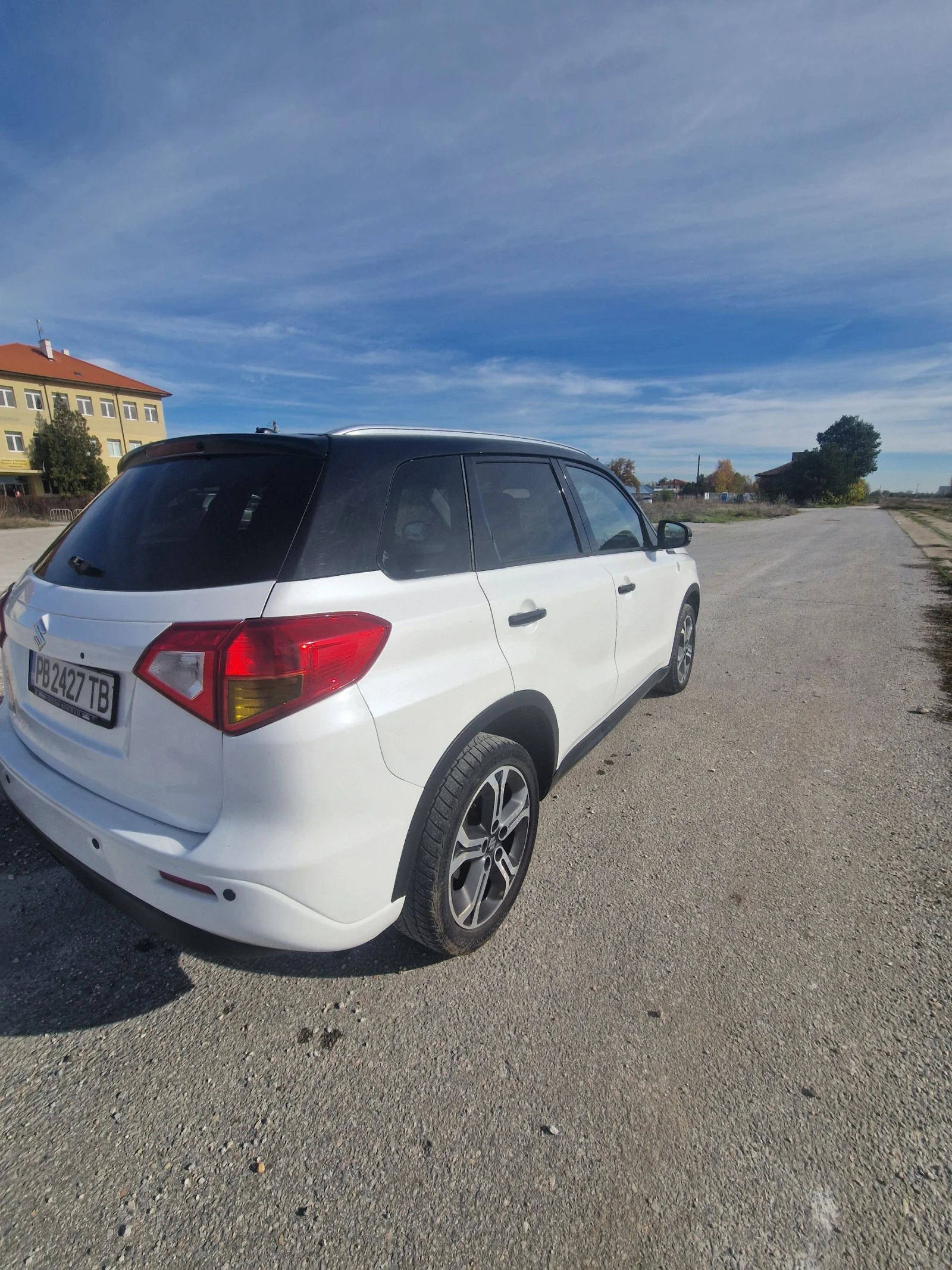 Suzuki Vitara ALLGRIP/4X4/XENON/LED/NAVI/FULL - изображение 4