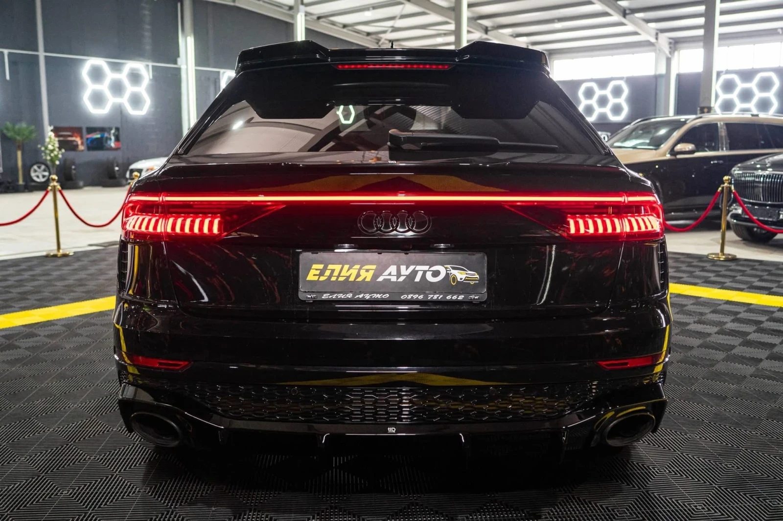 Audi RSQ8 4.0 V8 800HP CARBON CERAMIC ПАНО B&O ЛИЗИНГ 100% - изображение 8