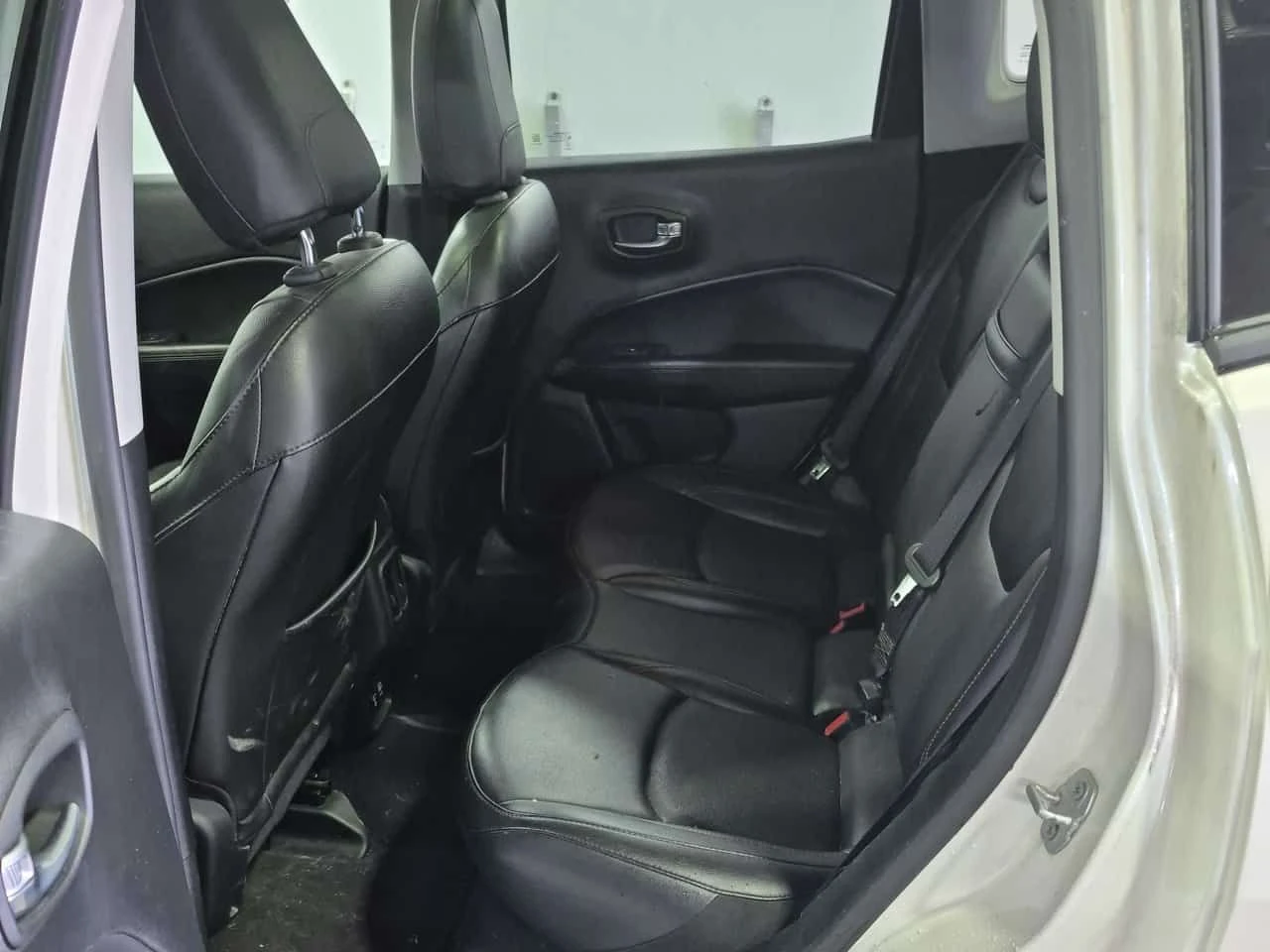 Jeep Compass Limited/ПАНОРАМА/ЛИЦЕНЗИРАН ПРОДАВАЧ, снимка 10 - Автомобили и джипове - 54038240