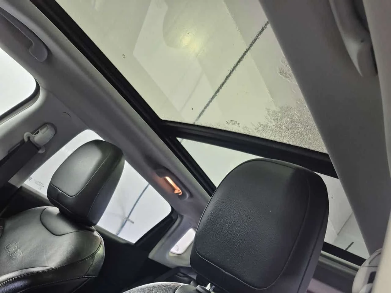 Jeep Compass Limited/ПАНОРАМА/ЛИЦЕНЗИРАН ПРОДАВАЧ, снимка 11 - Автомобили и джипове - 54038240