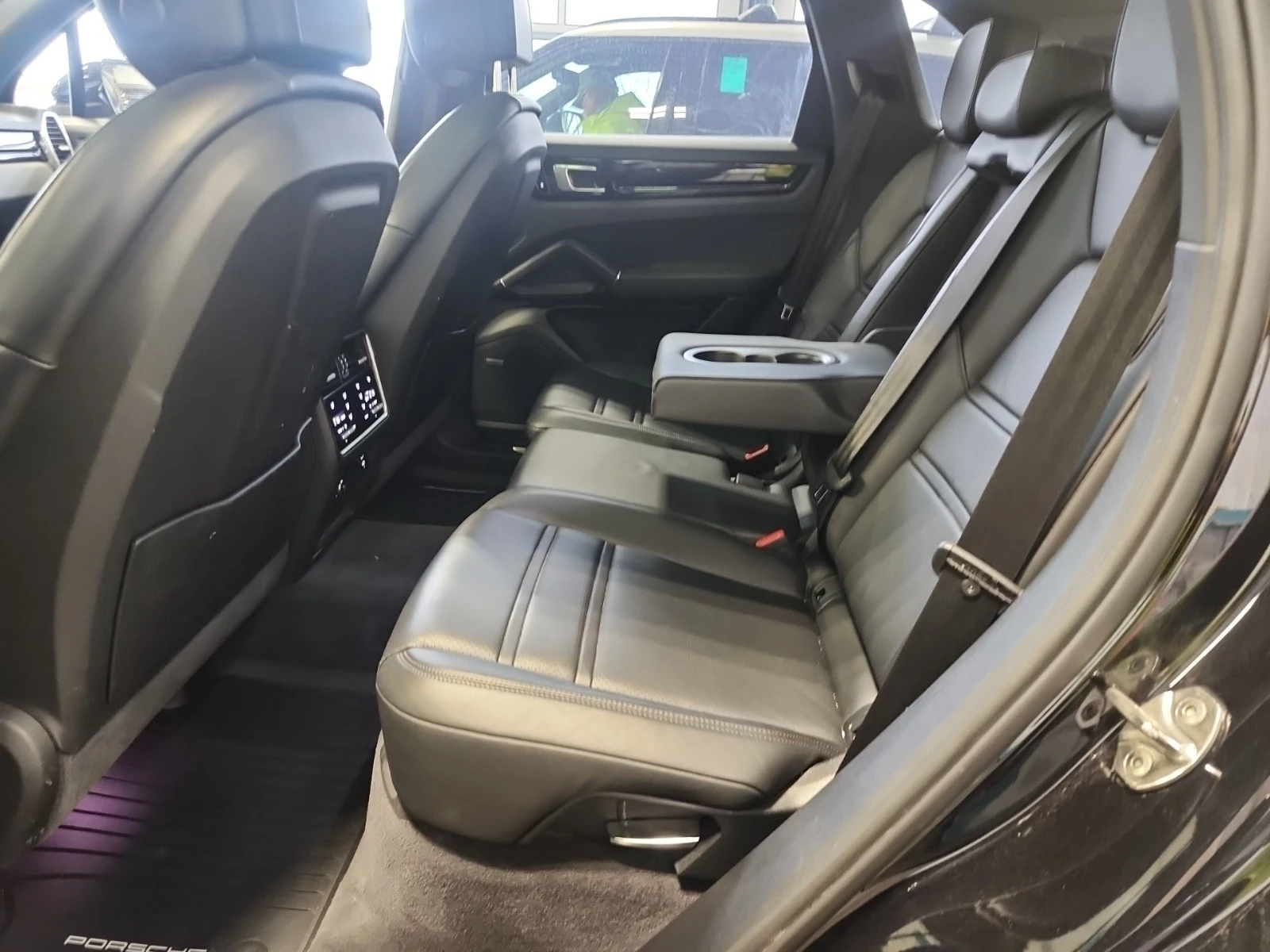 Porsche Cayenne E-HYBRID * * CARFAX * * ОБДУХВАНЕ * * HEAD UP , снимка 10 - Автомобили и джипове - 54633602