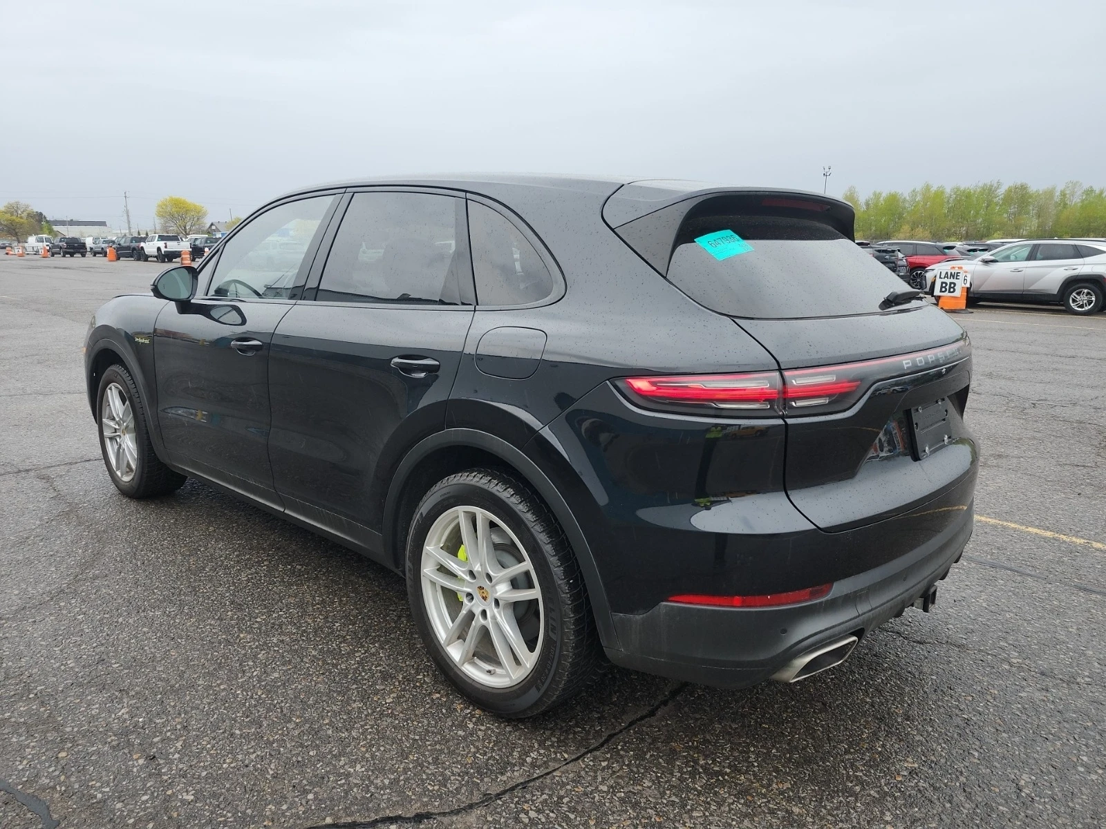 Porsche Cayenne E-HYBRID * * CARFAX * * ОБДУХВАНЕ * * HEAD UP , снимка 4 - Автомобили и джипове - 54633602