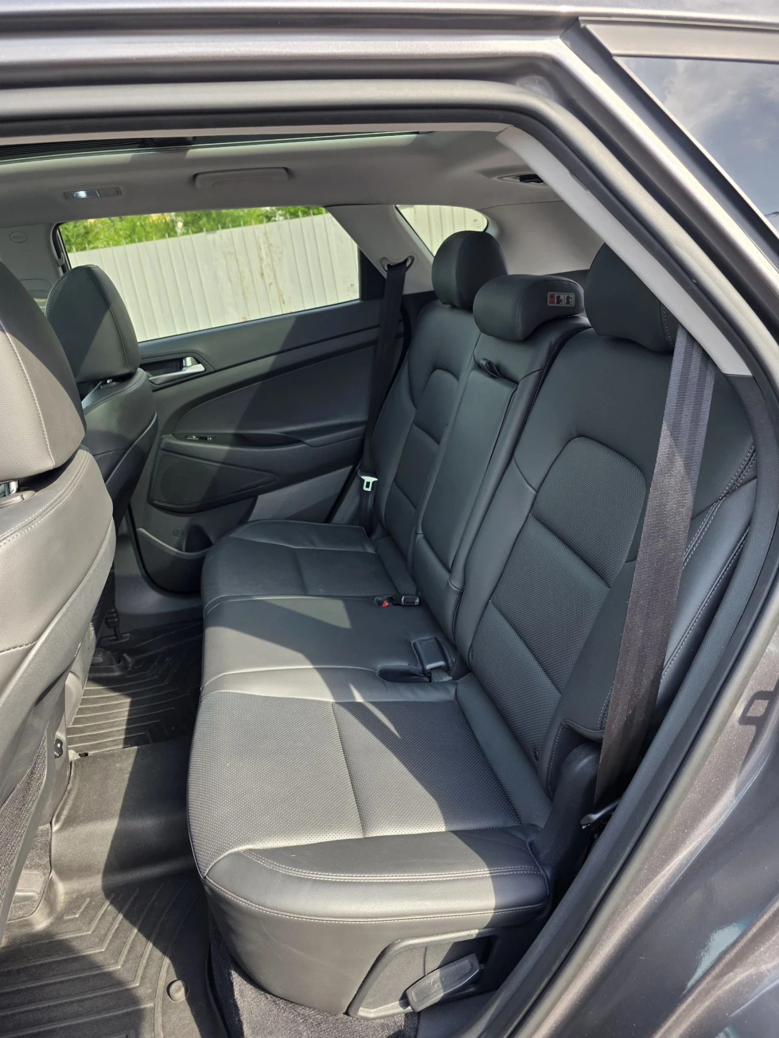 Hyundai Tucson 2.4 L HTRAC, снимка 12 - Автомобили и джипове - 54661914