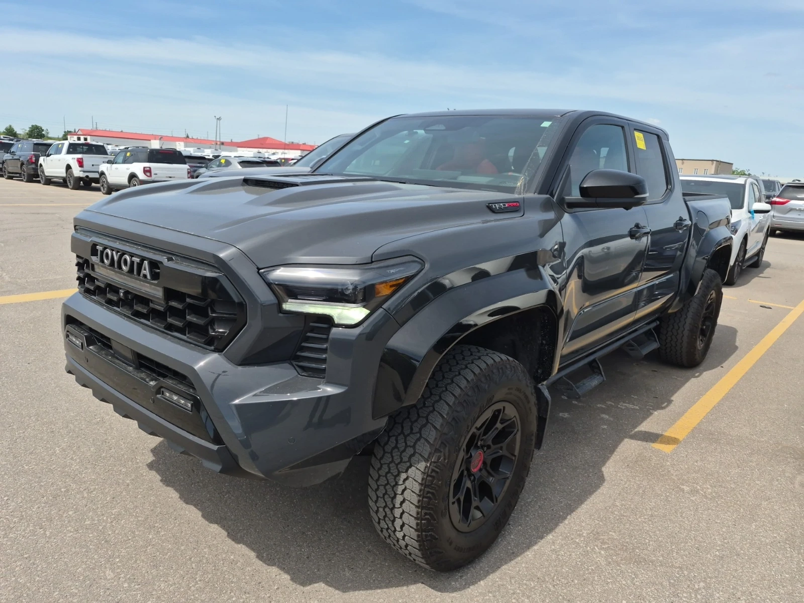 Toyota Tacoma TRD PRO HYBRID CREW CAB, снимка 2 - Автомобили и джипове - 54757036