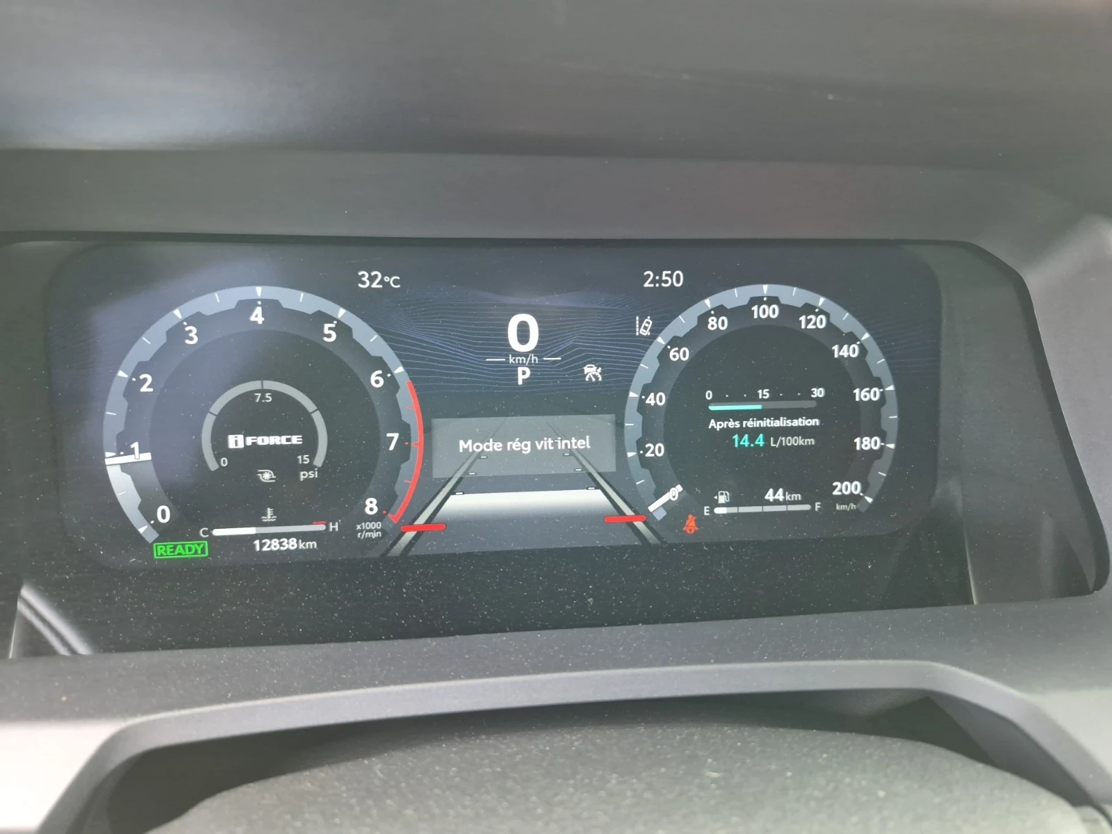 Toyota Tacoma TRD PRO HYBRID CREW CAB, снимка 12 - Автомобили и джипове - 54757036
