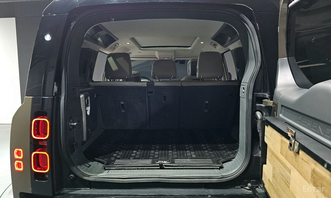 Land Rover Defender 110* D300* HSE, снимка 15 - Автомобили и джипове - 54823735