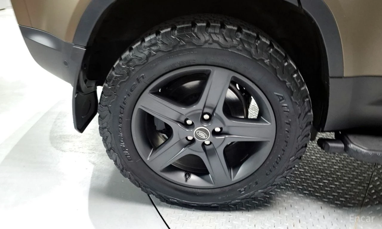 Land Rover Defender 110* D300* HSE, снимка 14 - Автомобили и джипове - 54823735