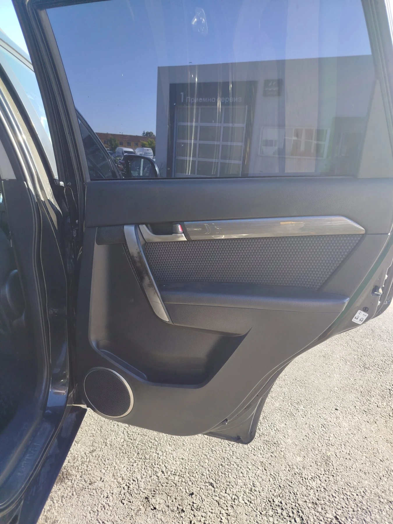 Chevrolet Captiva 2.4i газ, снимка 8 - Автомобили и джипове - 54889277