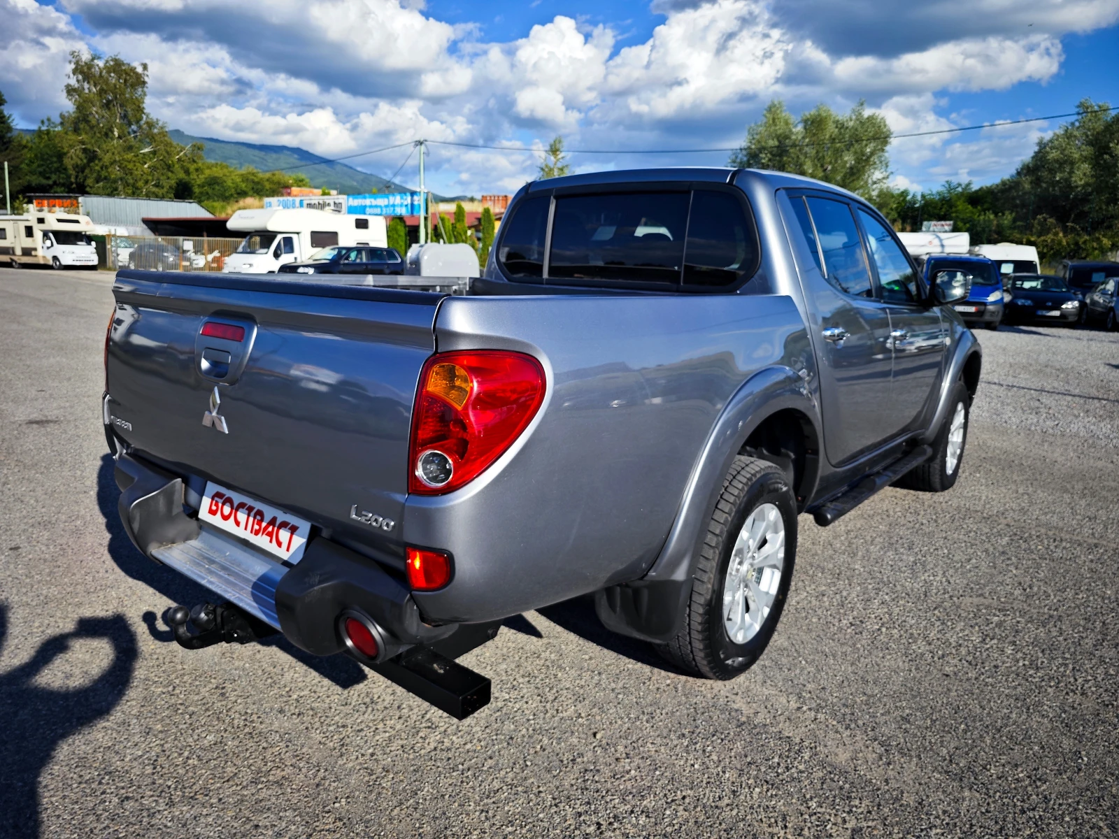 Mitsubishi L200 2.5 Di-D Aitomat 178ks, снимка 5 - Автомобили и джипове - 55277613