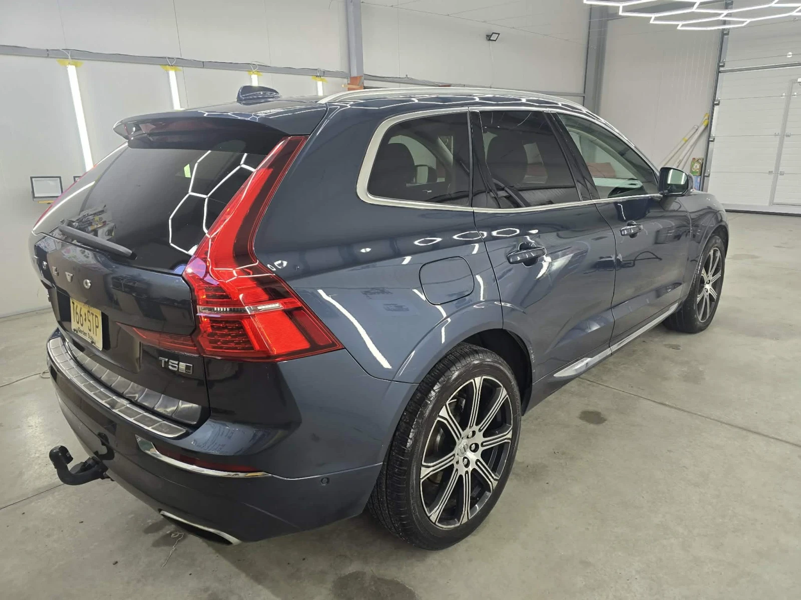 Volvo XC60 Inscription , снимка 6 - Автомобили и джипове - 55730459