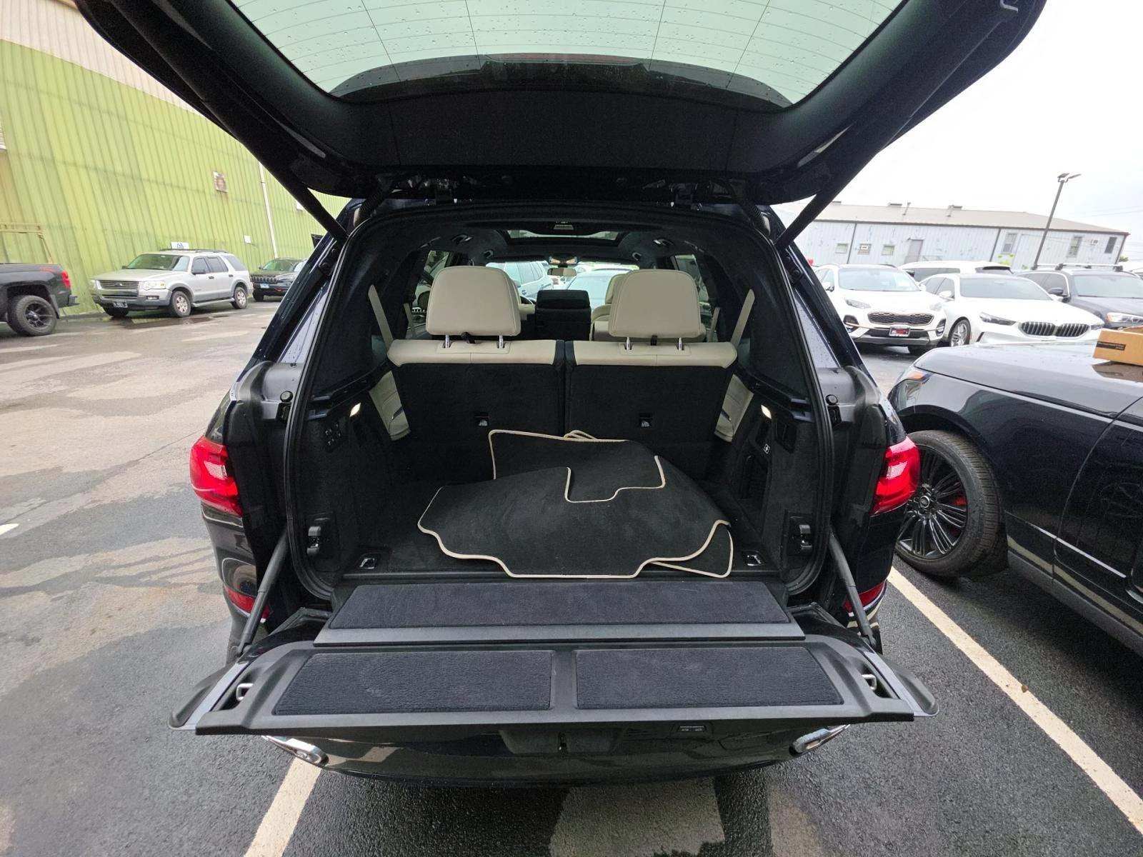 BMW X7 M* �����* 360* �����* HUD* H&K* DIS+ * SOFT* SKYLO | Mobile.bg � ����������� 4