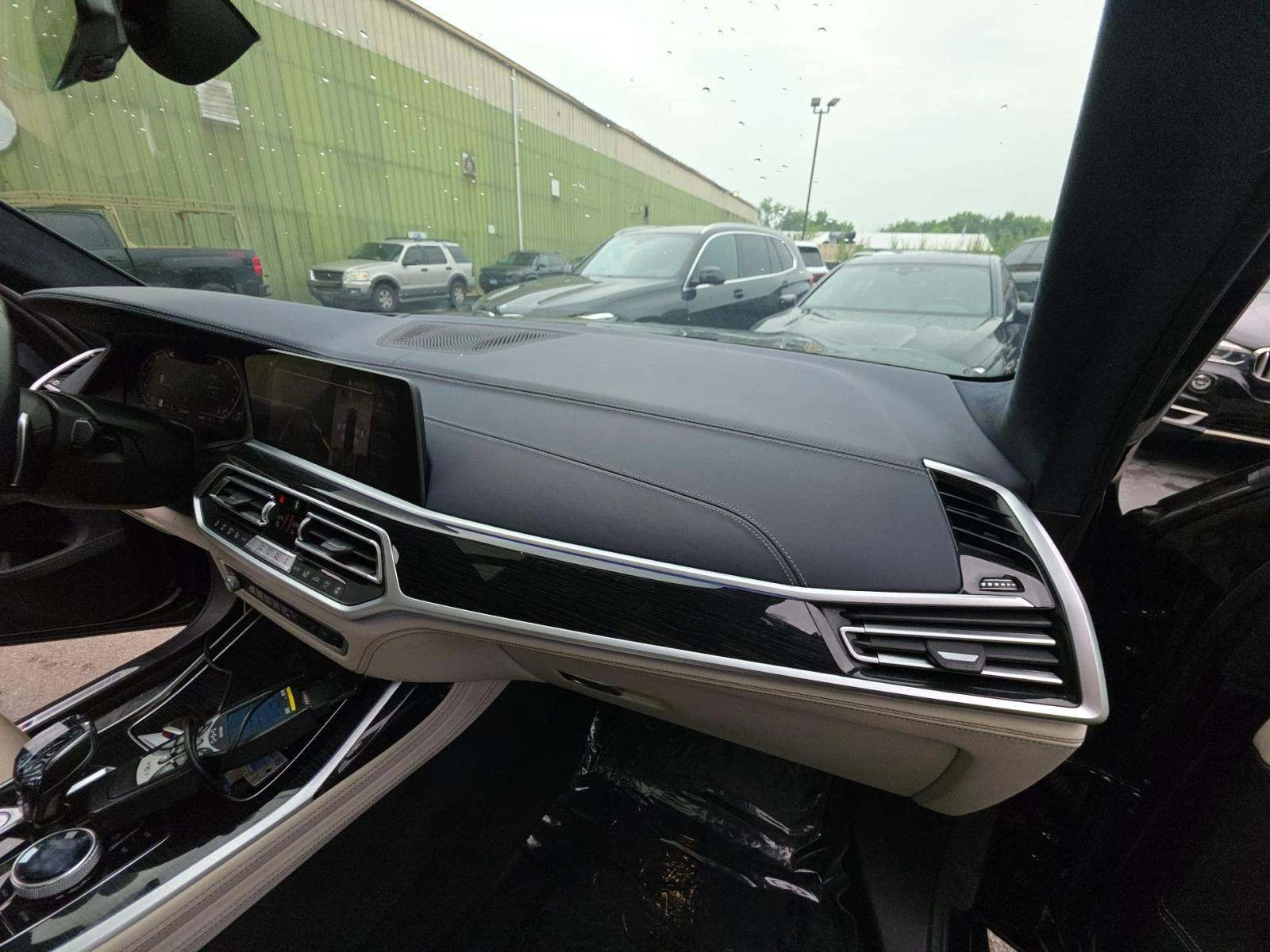 BMW X7 M* �����* 360* �����* HUD* H&K* DIS+ * SOFT* SKYLO | Mobile.bg � ����������� 8