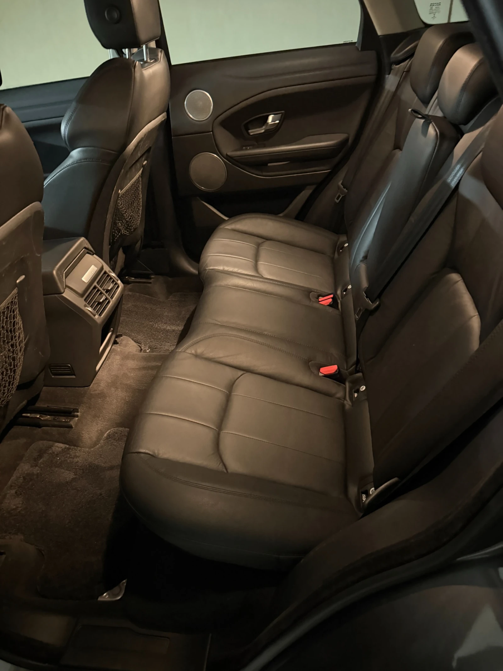 Land Rover Evoque, снимка 9 - Автомобили и джипове - 56707023