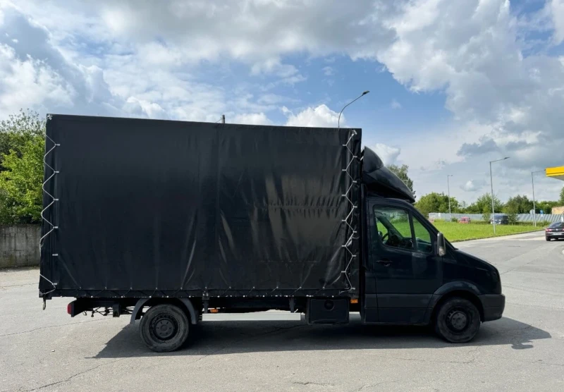 VW Crafter Топ състояние! , снимка 2 - Бусове и автобуси - 47939122