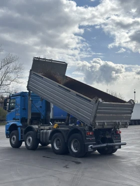 Mercedes-Benz Arocs Mодел 4151/4-ос самосвал, перфектен, снимка 4