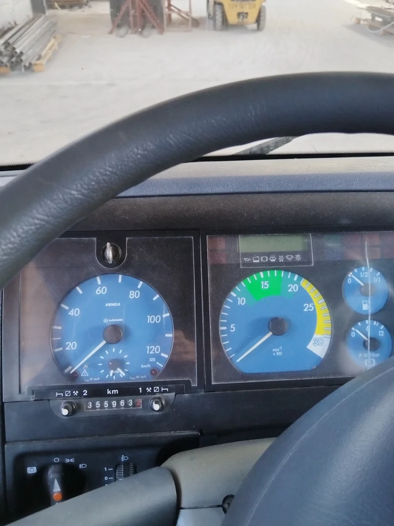 Mercedes-Benz 815, снимка 4 - Камиони - 51939815