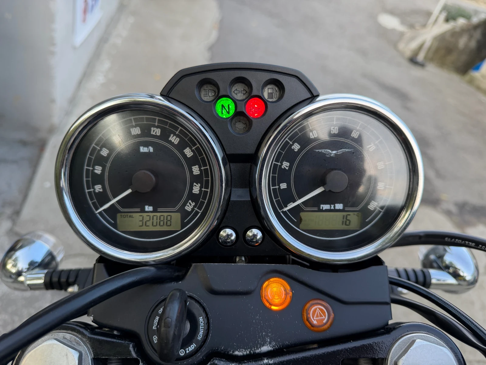 Moto Guzzi V 7-ABS-2016г - изображение 10