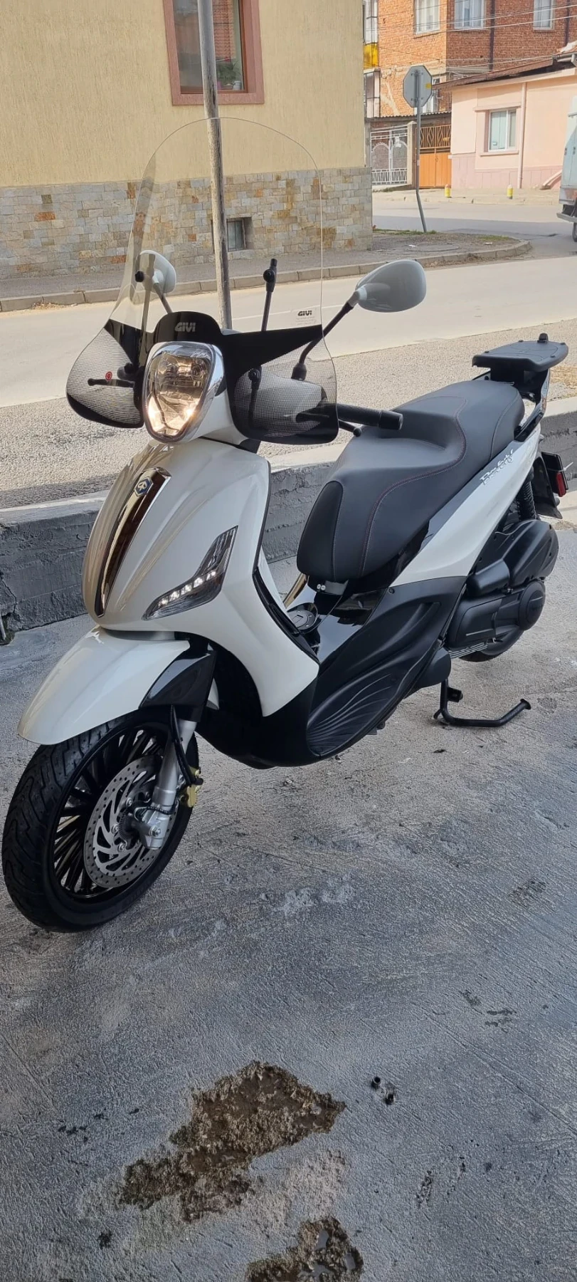 Piaggio Beverly