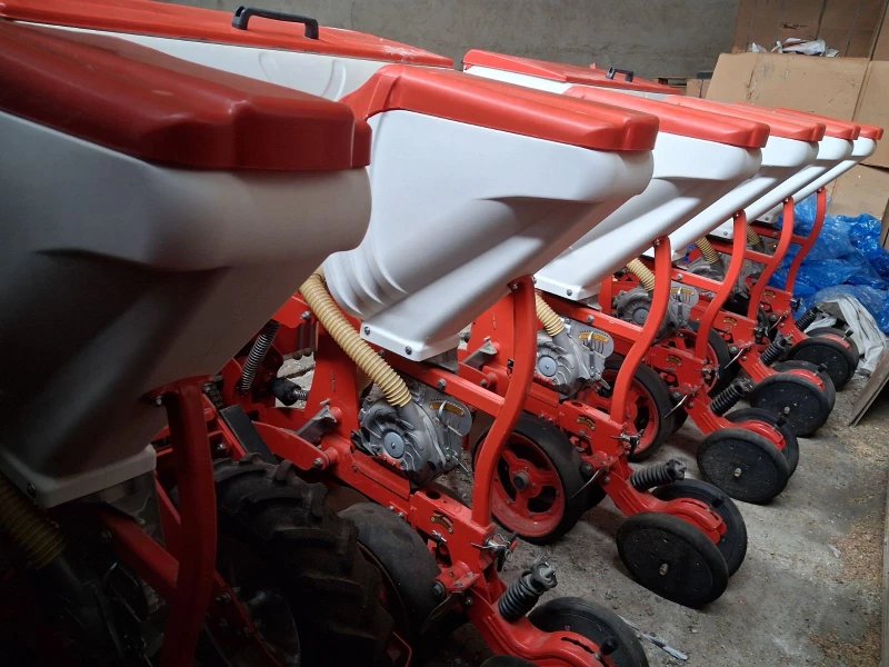 Сеялка Agromaster PLANTER D6, снимка 4 - Селскостопанска техника - 53323178