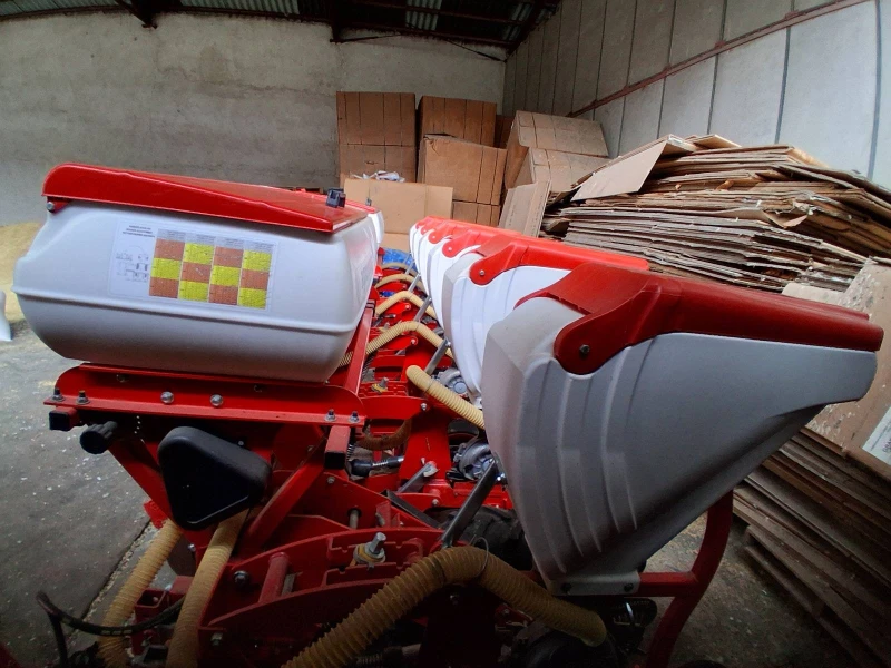 Сеялка Agromaster PLANTER D6, снимка 3 - Селскостопанска техника - 53323178