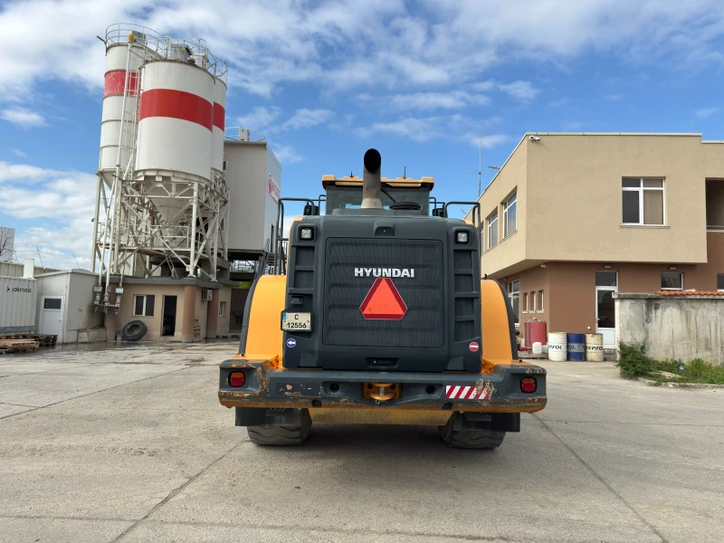 Челен товарач Hyundai HL970, снимка 7 - Индустриална техника - 52669578