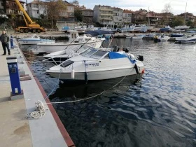 Моторна яхта Bayliner Capri, снимка 2 - Воден транспорт - 47327420