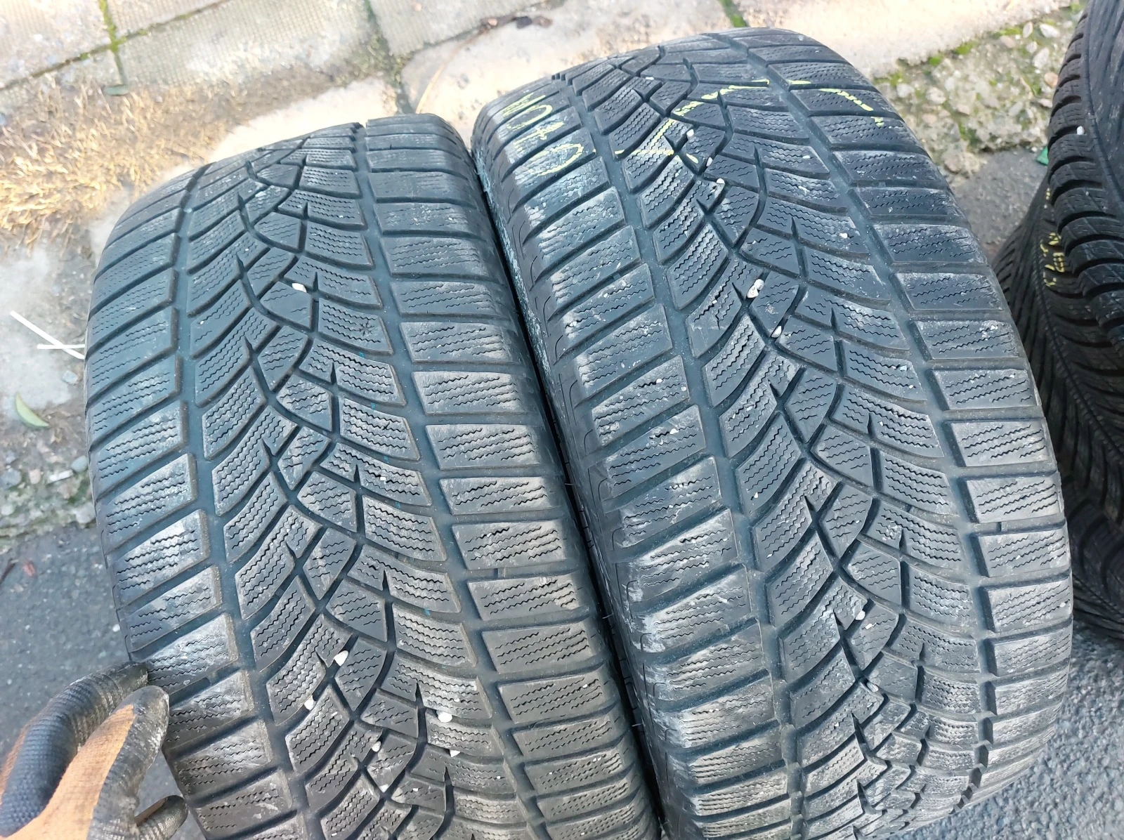 ���� 255/40R19 | Mobile.bg � ����������� 1