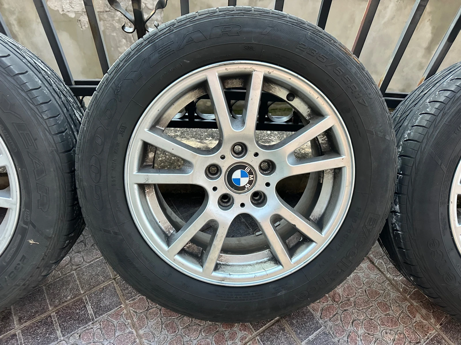    235/55R17  BMW X3 | Mobile.bg   4