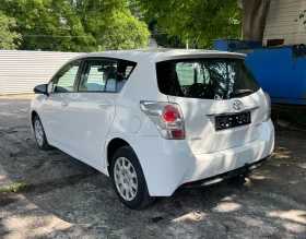 Обява за продажба на Toyota Verso 2.0D4D ~12 499 лв. - изображение 3