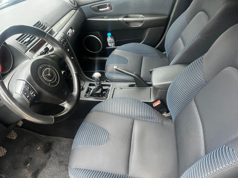 Mazda 3, снимка 15 - Автомобили и джипове - 47571405